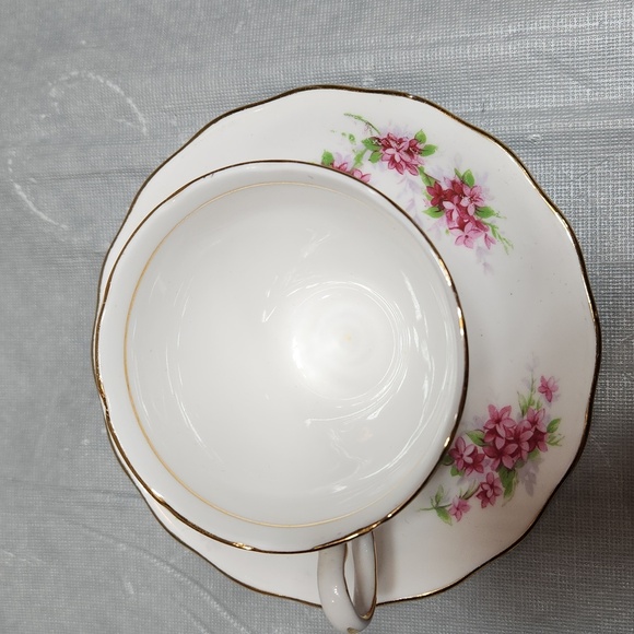 Colclough Teacup and Saucer - Picture 3 of 6
